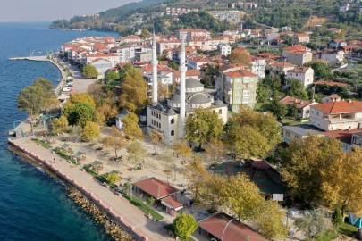 Büyükşehir’den Ulaşlı Camii’ne estetik meydan